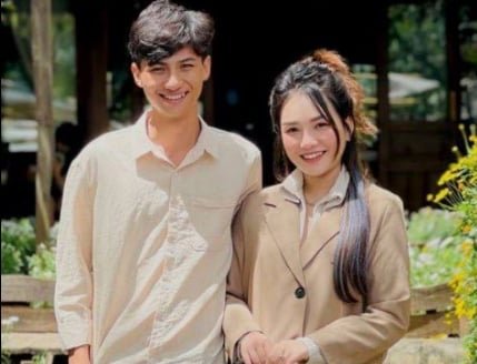 Phát điên cùng nhau trước khi lấy vợ